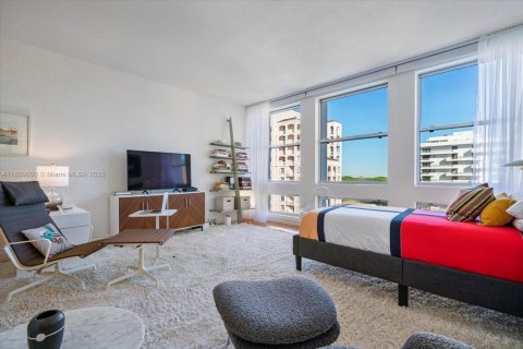 Condo in Coral Gables, Florida  № 1804544 - photo 5