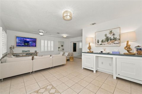 Villa ou maison à vendre à Palm Harbor, Floride: 3 chambres, 121.79 m2 № 2362626 - photo 20