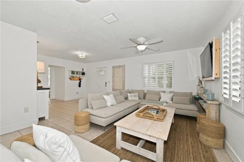 Villa ou maison à vendre à Palm Harbor, Floride: 3 chambres, 121.79 m2 № 2362626 - photo 23