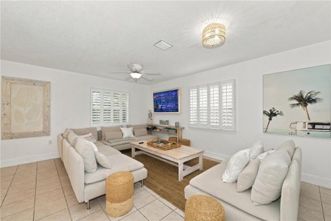 Villa ou maison à vendre à Palm Harbor, Floride: 3 chambres, 121.79 m2 № 2362626 - photo 22