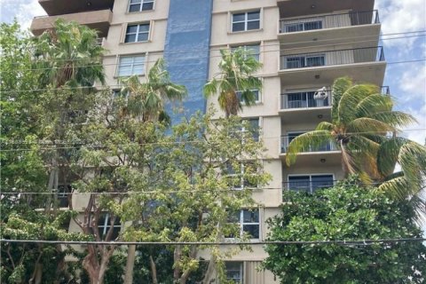 Condominio en venta en Fort Lauderdale, Florida, 2 dormitorios, 94.76 m2 № 2042312 - foto 1
