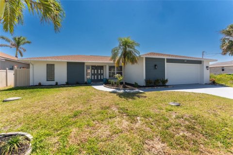 Villa ou maison à vendre à Port Charlotte, Floride: 3 chambres, 171.78 m2 № 1651165 - photo 29