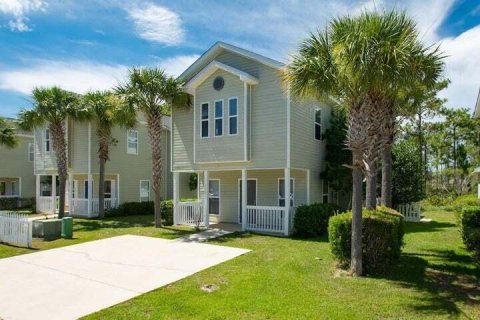 House in Santa Rosa Beach, Florida 3 bedrooms, 169.45 sq.m. № 562178 - photo 1