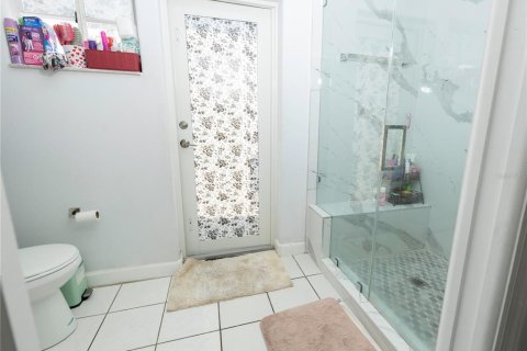House in Miami, Florida 4 bedrooms, 158.68 sq.m. № 1687706 - photo 5