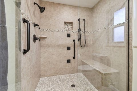 House in Brandon, Florida 4 bedrooms, 252.32 sq.m. № 1583916 - photo 16