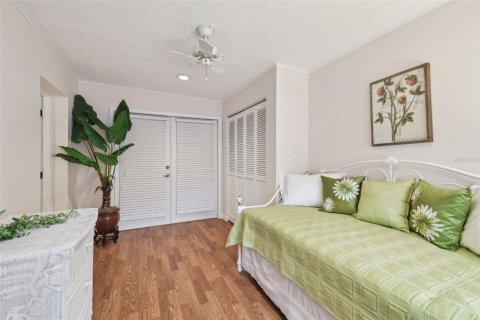 House in Brandon, Florida 4 bedrooms, 252.32 sq.m. № 1583916 - photo 26