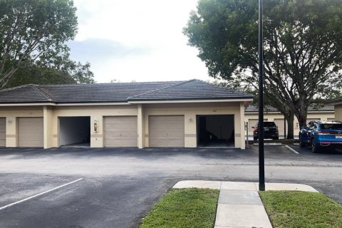 Condo in Wellington, Florida, 2 bedrooms  № 2086813 - photo 15
