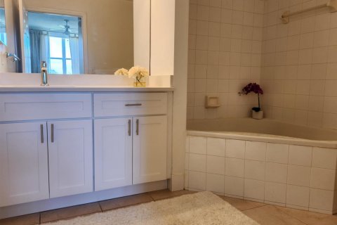 Condo in Wellington, Florida, 2 bedrooms  № 2086813 - photo 6
