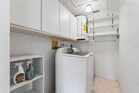 Villa ou maison à vendre à Clearwater, Floride: 2 chambres, 130.06 m2 № 2098739 - photo 21