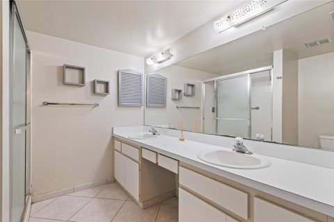 Villa ou maison à vendre à Clearwater, Floride: 2 chambres, 130.06 m2 № 2098739 - photo 17