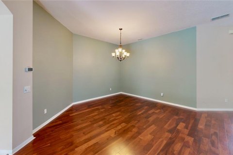 House in Winter Garden, Florida 5 bedrooms, 279.73 sq.m. № 2150352 - photo 8