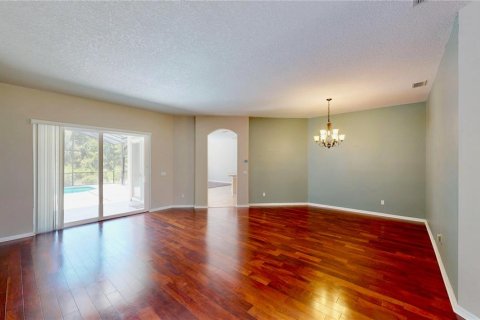 House in Winter Garden, Florida 5 bedrooms, 279.73 sq.m. № 2150352 - photo 7