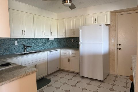 Condominio en alquiler en Sarasota, Florida, 2 dormitorios, 118.45 m2 № 1359367 - foto 3