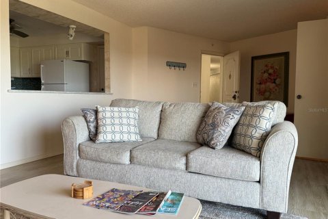 Condominio en alquiler en Sarasota, Florida, 2 dormitorios, 118.45 m2 № 1359367 - foto 13