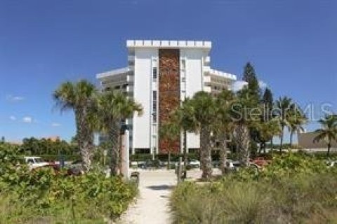 Condominio en alquiler en Sarasota, Florida, 2 dormitorios, 118.45 m2 № 1359367 - foto 1