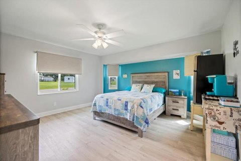 House in Port Charlotte, Florida 2 bedrooms, 129.13 sq.m. № 1906956 - photo 16
