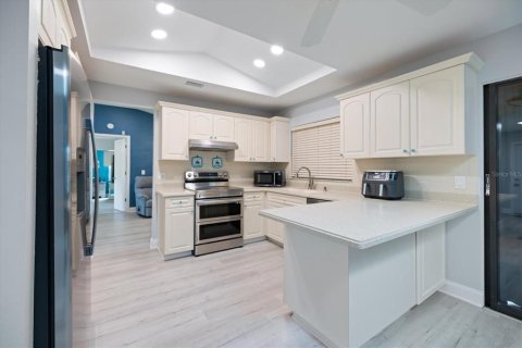 House in Port Charlotte, Florida 2 bedrooms, 129.13 sq.m. № 1906956 - photo 7