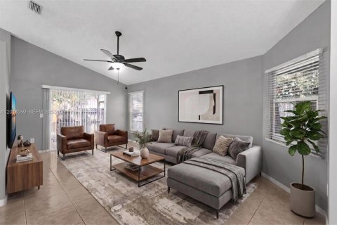 Casa en alquiler en North Lauderdale, Florida, 3 dormitorios, 136.19 m2 № 2076174 - foto 8