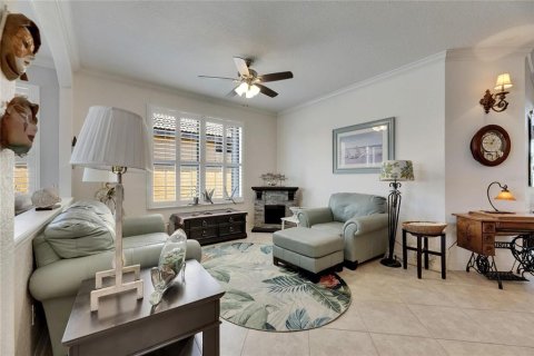 House in Apollo Beach, Florida 3 bedrooms, 211.63 sq.m. № 1652303 - photo 28