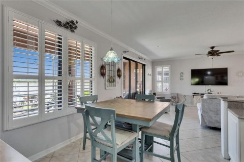 House in Apollo Beach, Florida 3 bedrooms, 211.63 sq.m. № 1652303 - photo 21