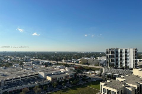 Condo in Miami, Florida, 1 bedroom  № 1728849 - photo 14