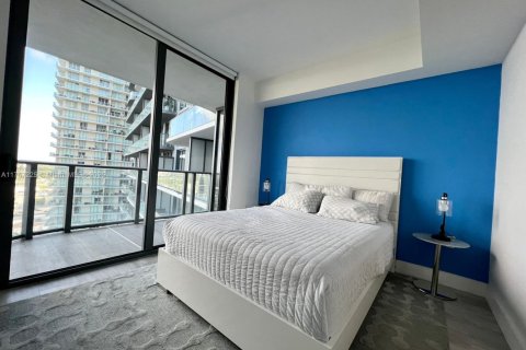 Condo in Miami, Florida, 1 bedroom  № 1728849 - photo 2