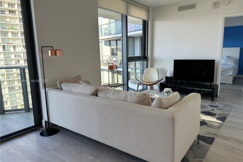 Condo in Miami, Florida, 1 bedroom  № 1728849 - photo 11