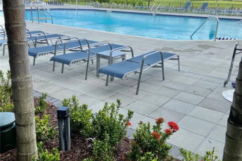 Casa en alquiler en Parkland, Florida, 3 dormitorios, 206.06 m2 № 1924118 - foto 21