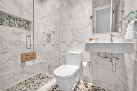 Casa en venta en Hollywood, Florida, 6 dormitorios, 394.46 m2 № 2176636 - foto 17