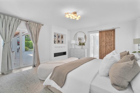 Casa en venta en Hollywood, Florida, 6 dormitorios, 394.46 m2 № 2176636 - foto 23