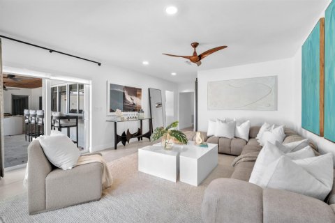Casa en venta en Hollywood, Florida, 6 dormitorios, 394.46 m2 № 2176636 - foto 19