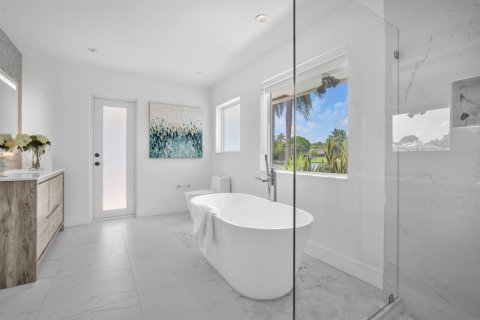Casa en venta en Hollywood, Florida, 6 dormitorios, 394.46 m2 № 2176636 - foto 28