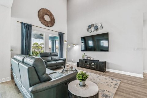 Casa en venta en Tarpon Springs, Florida, 4 dormitorios, 249.63 m2 № 1913574 - foto 14