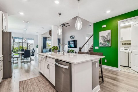 Casa en venta en Tarpon Springs, Florida, 4 dormitorios, 249.63 m2 № 1913574 - foto 9