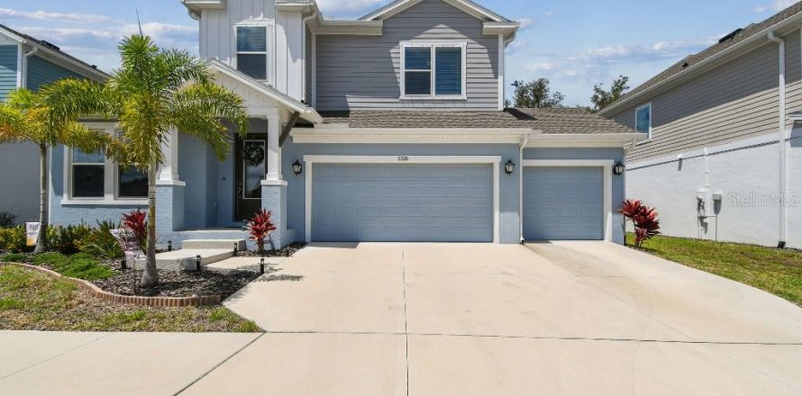 Casa en Tarpon Springs, Florida 4 dormitorios, 249.63 m2 № 1913574