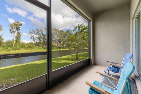 Adosado en venta en Land O' Lakes, Florida, 2 dormitorios, 143.16 m2 № 1898638 - foto 6