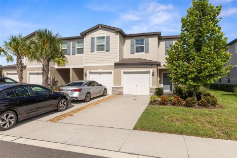 Adosado en venta en Land O' Lakes, Florida, 2 dormitorios, 143.16 m2 № 1898638 - foto 1