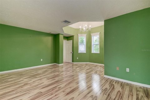House in Tarpon Springs, Florida 3 bedrooms, 205.22 sq.m. № 2267180 - photo 24