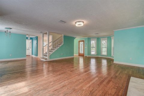 House in Tarpon Springs, Florida 3 bedrooms, 205.22 sq.m. № 2267180 - photo 17