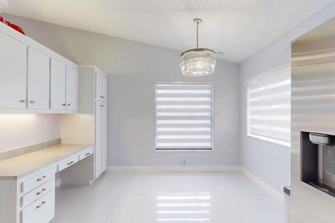 House in Hudson, Florida 3 bedrooms, 174.38 sq.m. № 2198480 - photo 22