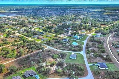 Land in Lehigh Acres, Florida № 2161931 - photo 6