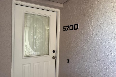 Condominio en alquiler en Sarasota, Florida, 2 dormitorios, 102.1 m2 № 2235000 - foto 3