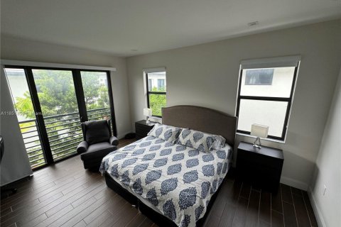 Villa ou maison à louer à Doral, Floride: 4 chambres, 202.16 m2 № 1964869 - photo 7