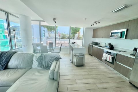 Copropriété à louer à Miami, Floride: 2 chambres, 113.9 m2 № 2145807 - photo 2
