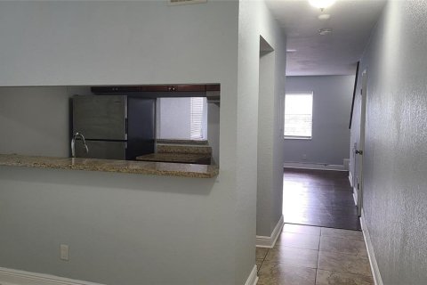 Copropriété à louer à Tampa, Floride: 2 chambres, 80.27 m2 № 2419280 - photo 4