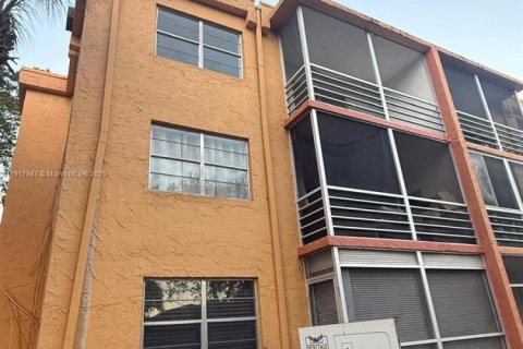 Condo in Deerfield Beach, Florida, 2 bedrooms  № 1972480