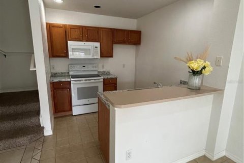 Condominio en venta en Kissimmee, Florida, 3 dormitorios, 120.4 m2 № 2234864 - foto 3
