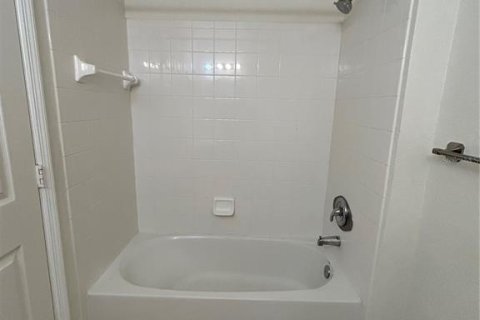 Condominio en venta en Kissimmee, Florida, 3 dormitorios, 120.4 m2 № 2234864 - foto 17