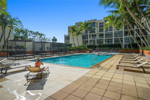 Condominio en venta en Miami, Florida, 1 dormitorio, 90.3 m2 № 1991923 - foto 25