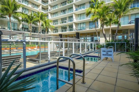 Condominio en venta en Miami, Florida, 1 dormitorio, 90.3 m2 № 1991923 - foto 30